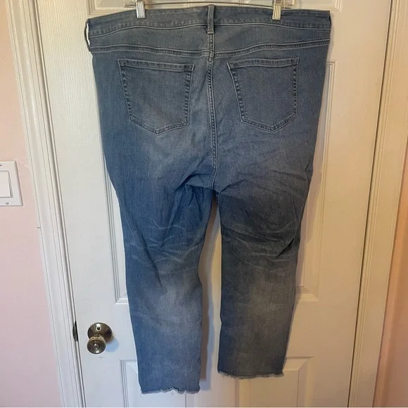Torrid Crop Boyfriend Distressed Jeans - Picture 5 of 7